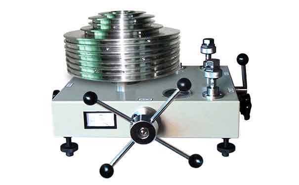 YS-800型活塞式壓力計